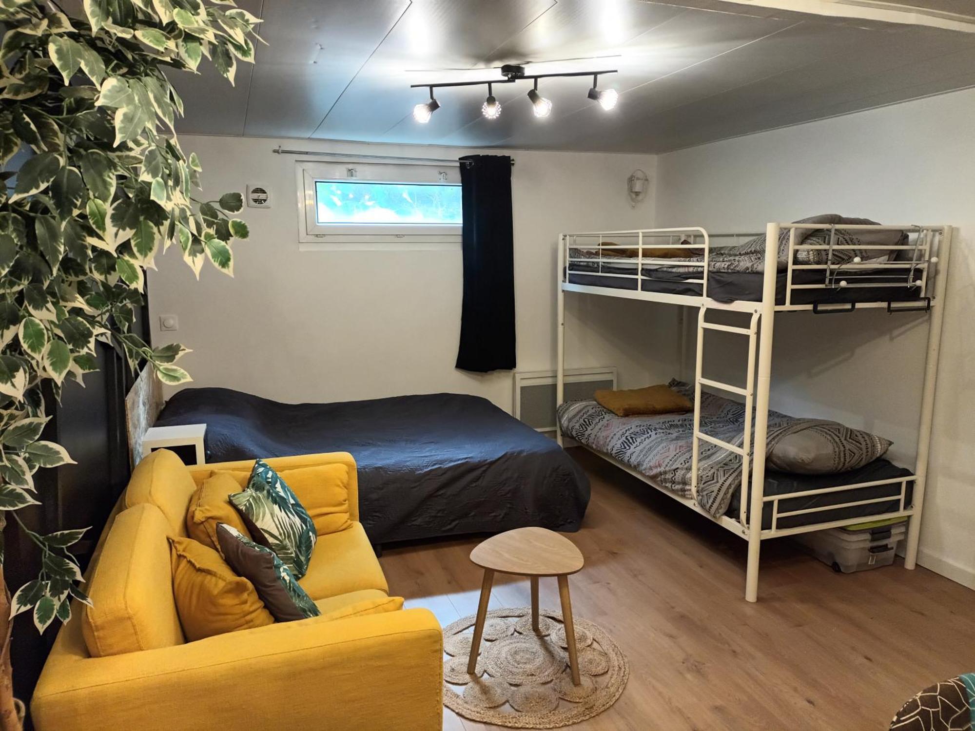 Appartement Tout Confort Le Fresne-Camilly ภายนอก รูปภาพ