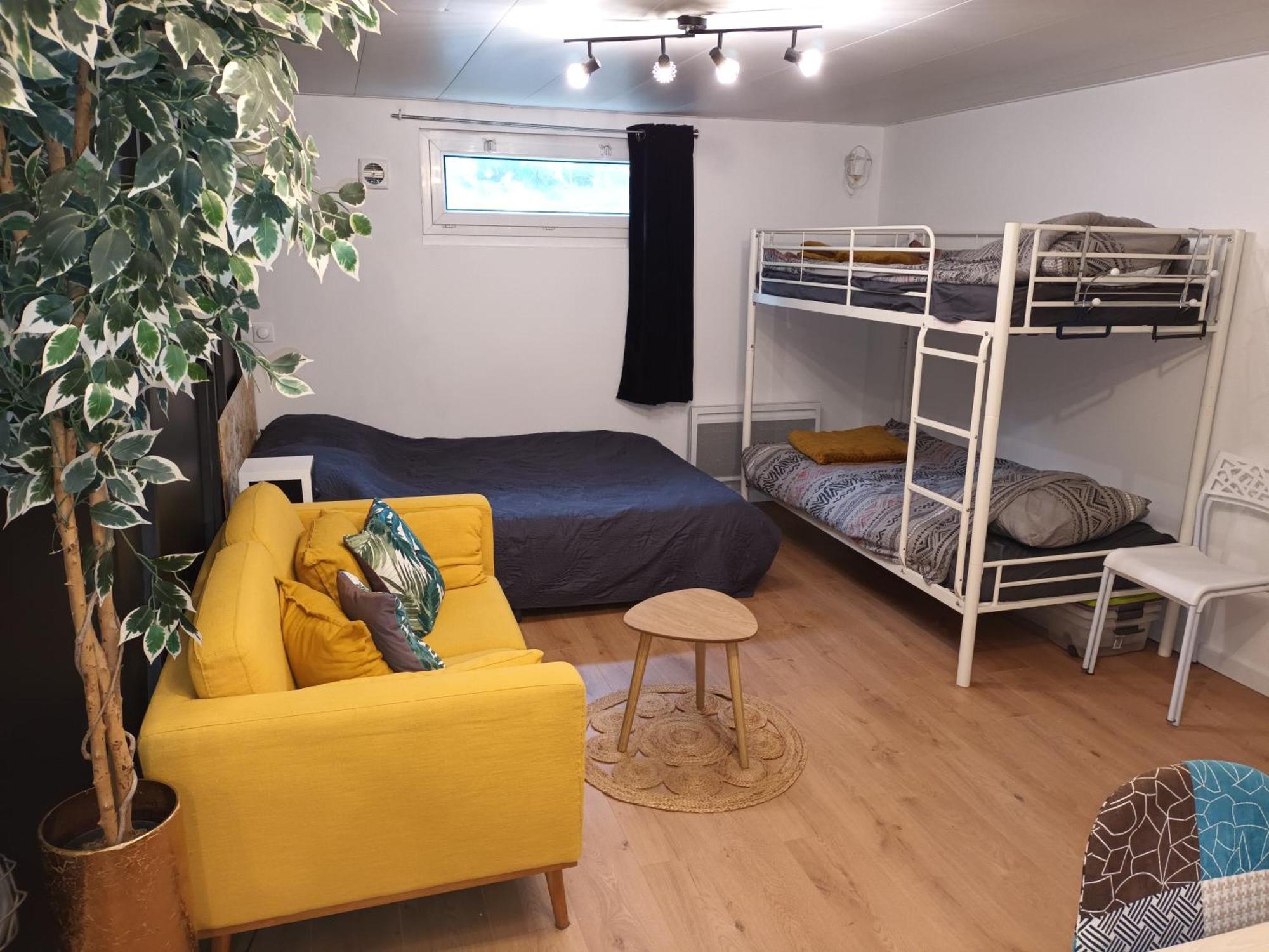 Appartement Tout Confort Le Fresne-Camilly ภายนอก รูปภาพ