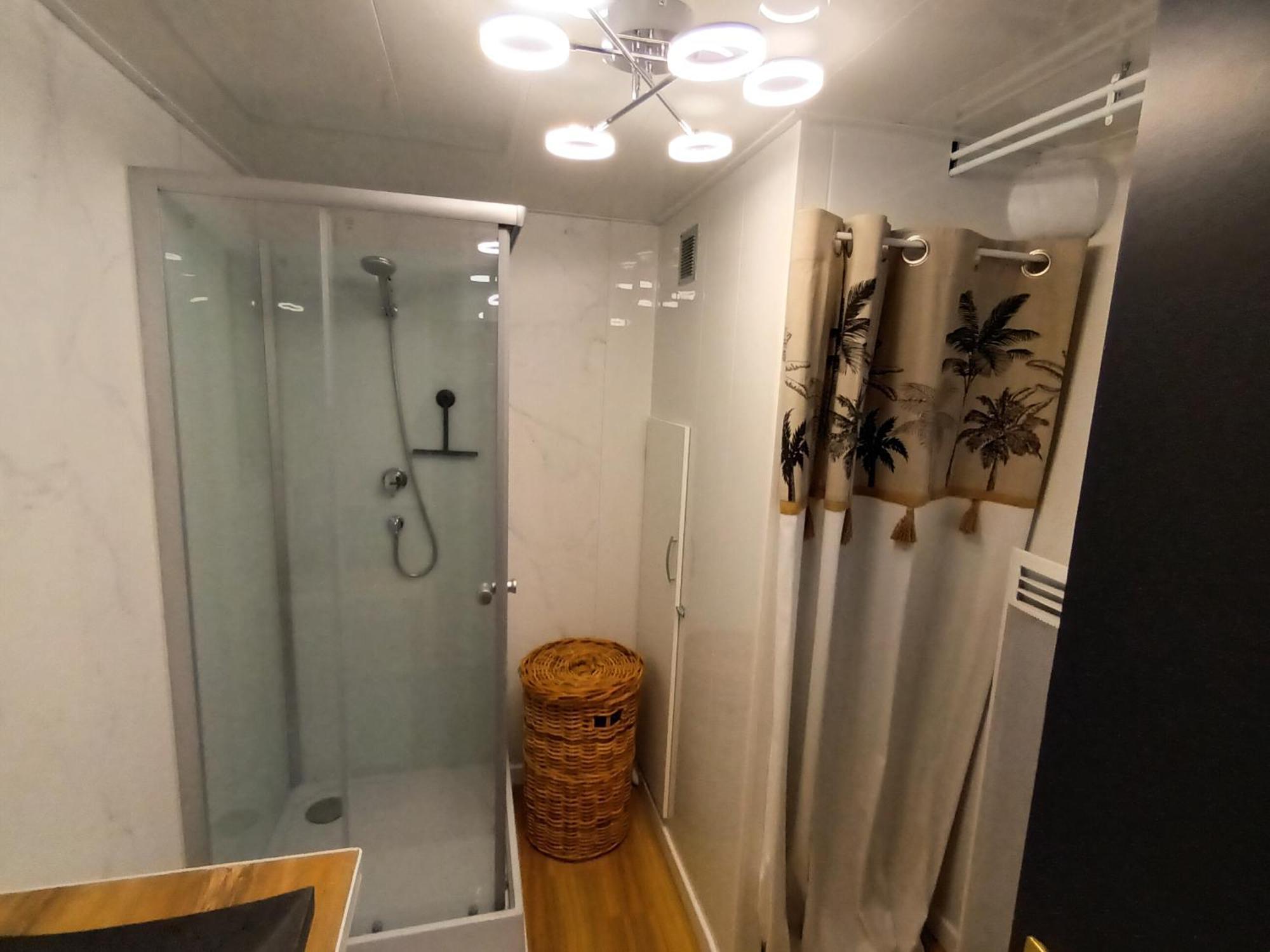 Appartement Tout Confort Le Fresne-Camilly ภายนอก รูปภาพ