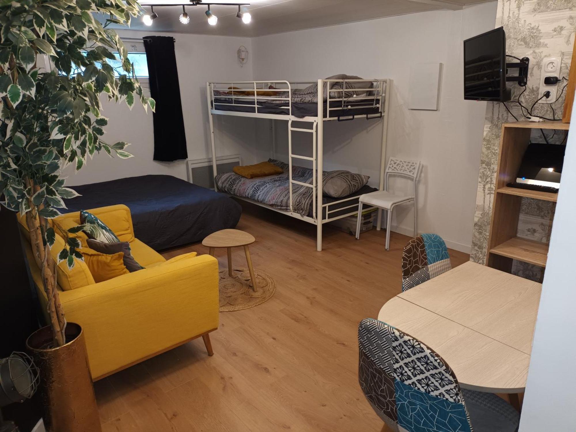 Appartement Tout Confort Le Fresne-Camilly ภายนอก รูปภาพ